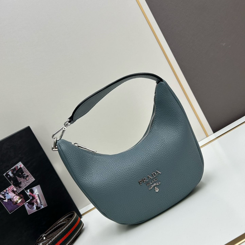 Pra*a top handle bags